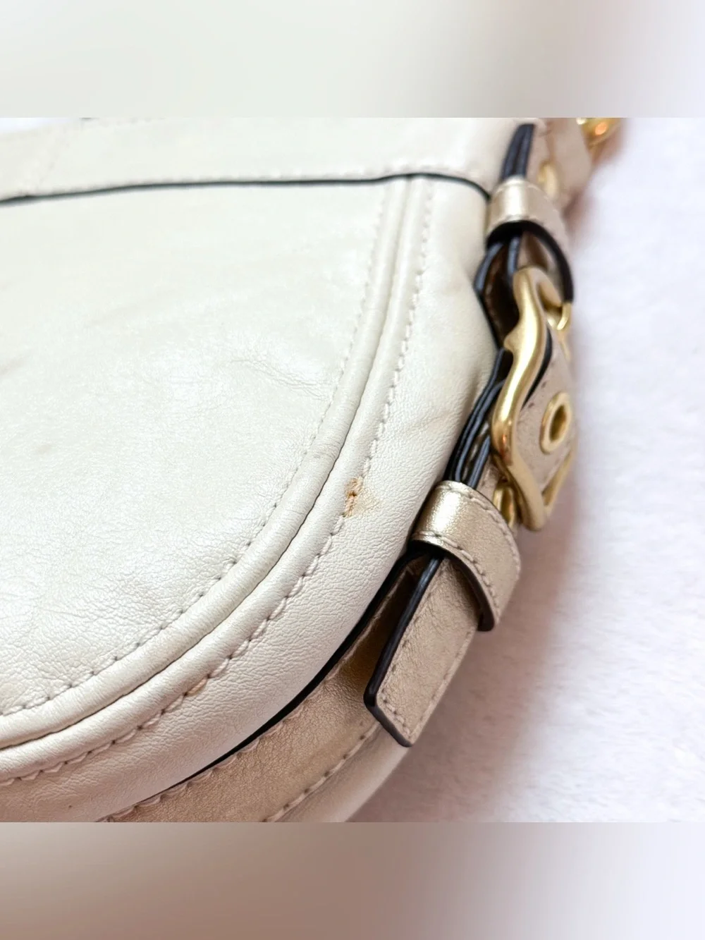 Coach Zoe Y2K White Pearl / Gold Leather Mini Hobo Shoulder Bag 2009 EUC 41864 - Picture 3 of 15